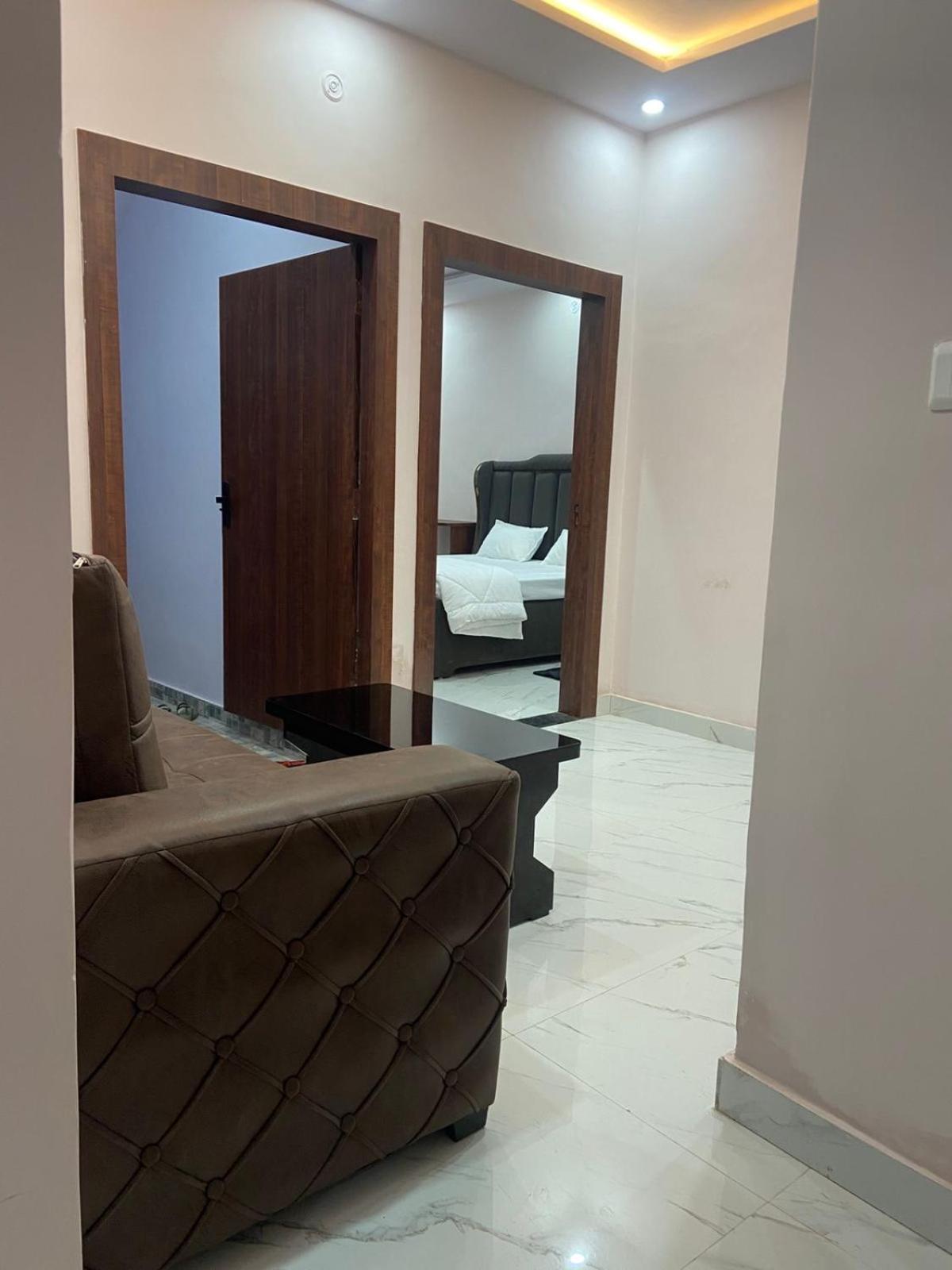 Hotel Nirmal Niwas Waranasi Zewnętrze zdjęcie